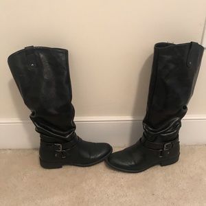 White Mountain Women’s *Lioness* Boot: 7.5 (M)